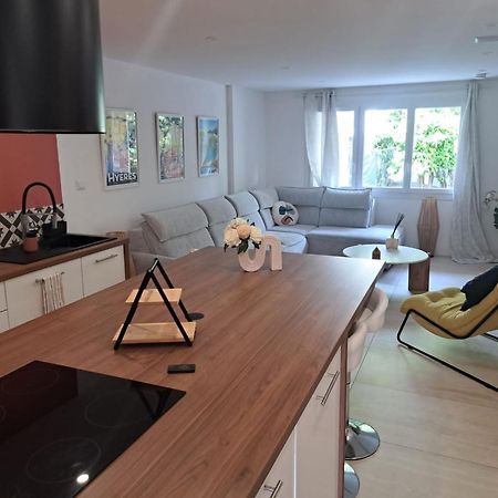 Magnifique Appartement 2 Chambres Avec 50 M2 De Jardin Privatif ลา โคร ภายนอก รูปภาพ