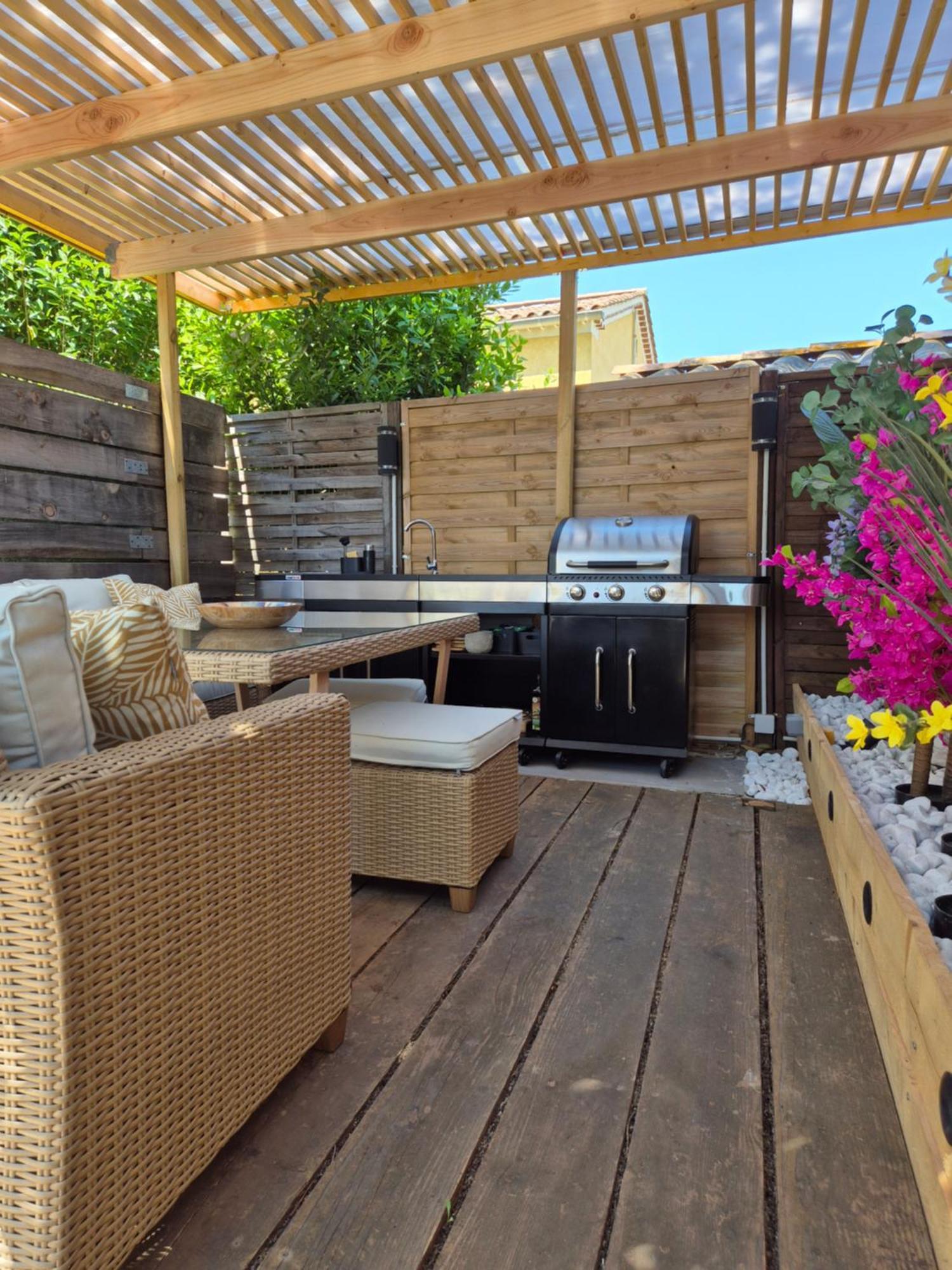 Magnifique Appartement 2 Chambres Avec 50 M2 De Jardin Privatif ลา โคร ภายนอก รูปภาพ
