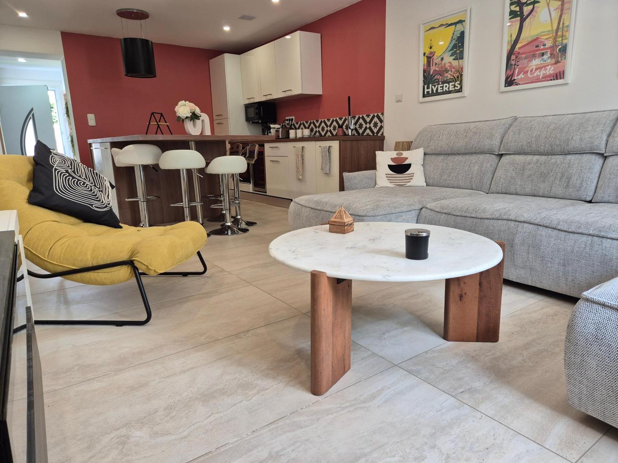 Magnifique Appartement 2 Chambres Avec 50 M2 De Jardin Privatif ลา โคร ภายนอก รูปภาพ