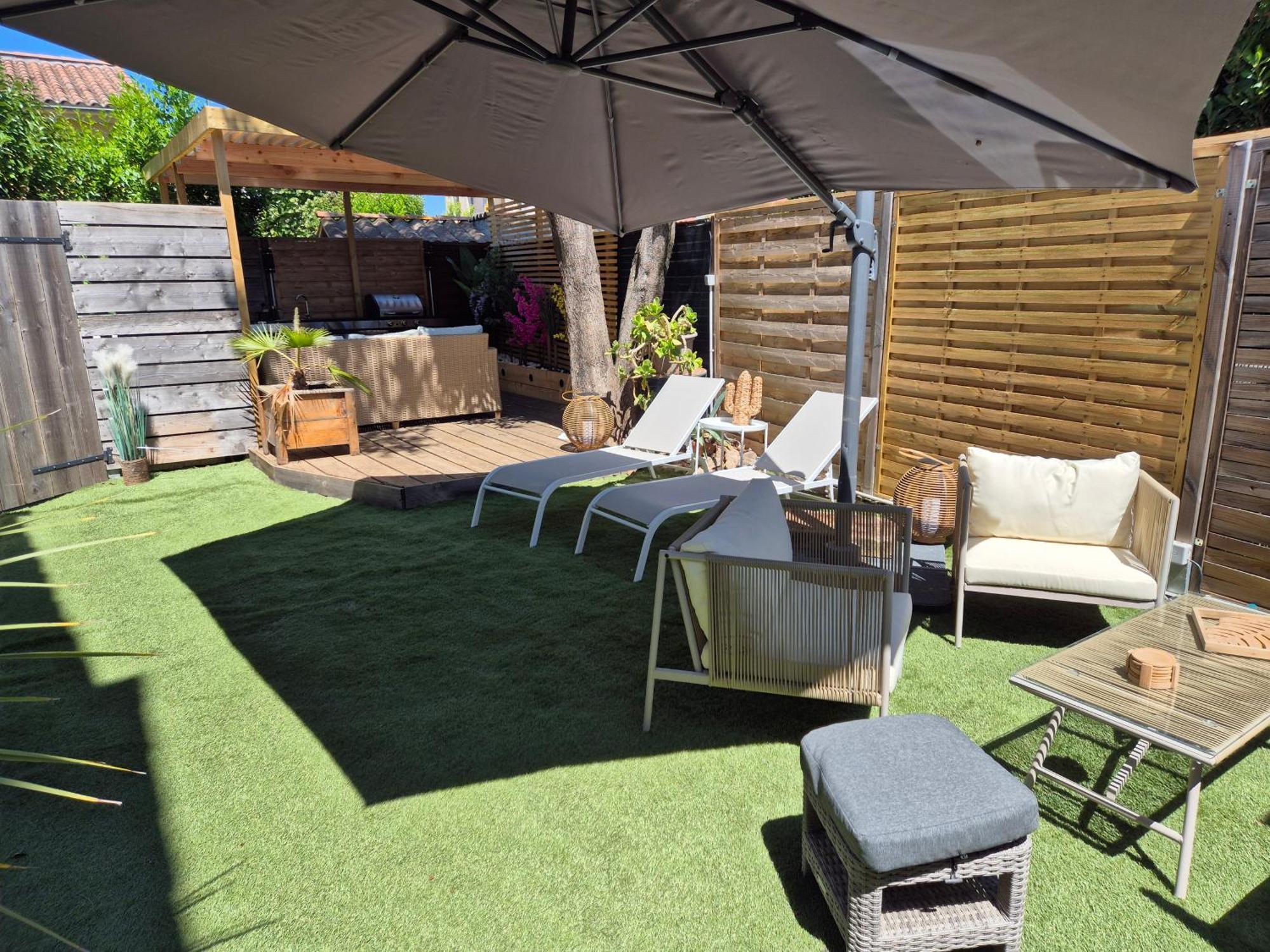 Magnifique Appartement 2 Chambres Avec 50 M2 De Jardin Privatif ลา โคร ภายนอก รูปภาพ